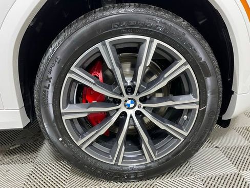 New 2026 BMW X6 xDrive40i image 18