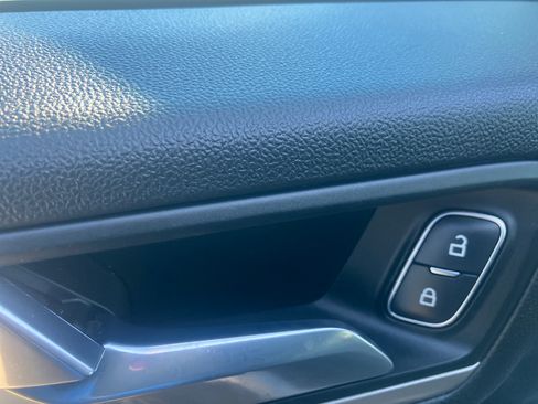 Certified 2021 Ford Escape SEL AWD/4WD image 19
