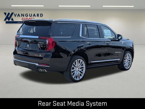 New 2026 GMC Yukon Denali w/ Denali Reserve Package AWD/4WD image 7