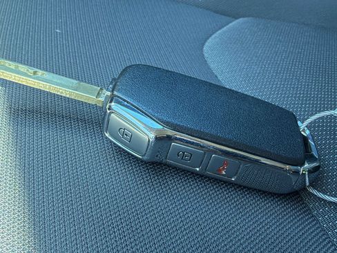Used 2026 Kia Niro LX FWD image 20