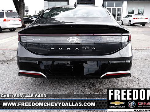 Used 2025 Hyundai Sonata SEL FWD image 9