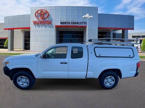 Used 2022 Toyota Tacoma SR image 7
