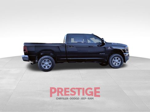 New 2025 RAM 2500 Big Horn AWD/4WD image 4