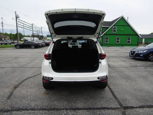 Used 2021 Kia Sportage LX AWD/4WD image 7