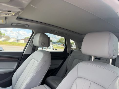 Used 2022 Audi Q5 2.0T Premium AWD/4WD image 14