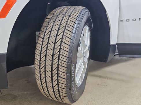 Certified 2024 Chevrolet Equinox LS w/ LS Convenience Package image 35