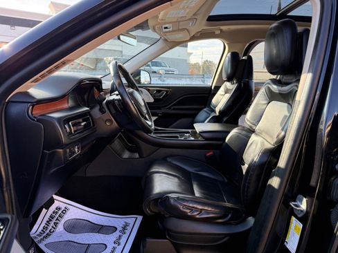 Used 2020 Lincoln Aviator Reserve w/ Equipment Group 202A image 10