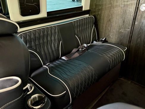 Used 2024 Mercedes-Benz Sprinter 3500 image 26