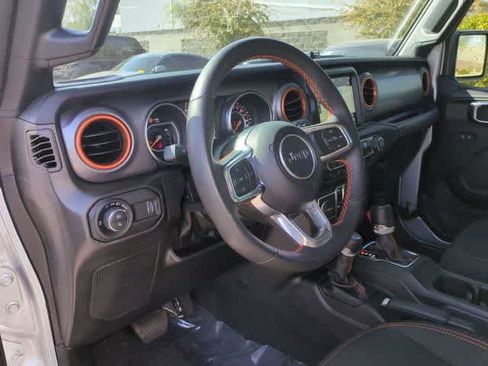 Used 2023 Jeep Gladiator Mojave w/ Trailer Tow Package image 10