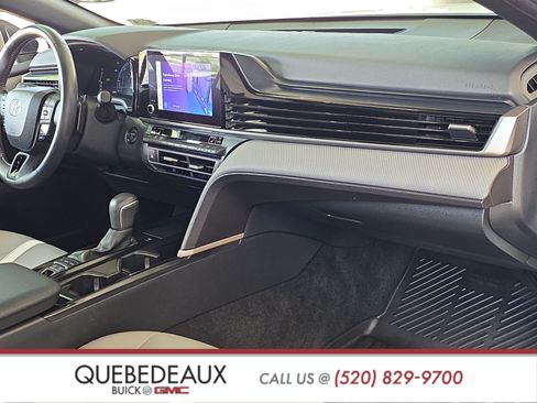 Used 2025 Toyota Camry SE w/ Convenience Package FWD image 29