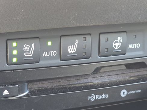Certified 2021 Lexus ES 250 w/ Premium Package AWD/4WD image 24
