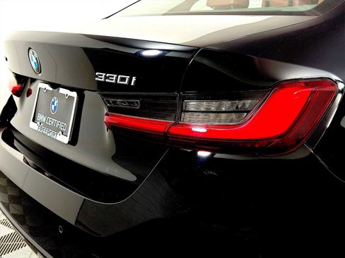 Certified 2023 BMW 330i xDrive 330i xDrive w/ Driving Assistance Package image 27