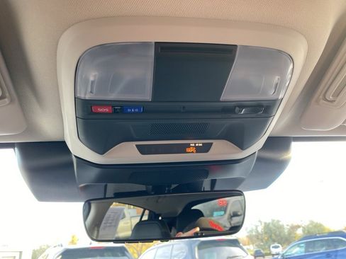 Certified 2025 Subaru Crosstrek 2.5i Limited w/ Popular Package #3A image 17