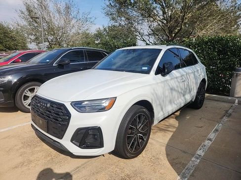 Used 2023 Audi SQ5 Premium Plus w/ Premium Plus Package image 15