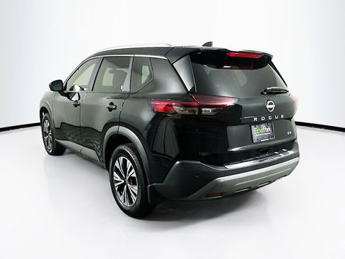 Used 2023 Nissan Rogue SV w/ SV Premium B Package FWD image 5