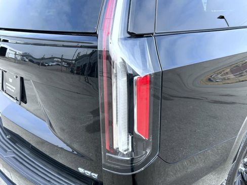 Certified 2022 Cadillac Escalade Sport Platinum image 11