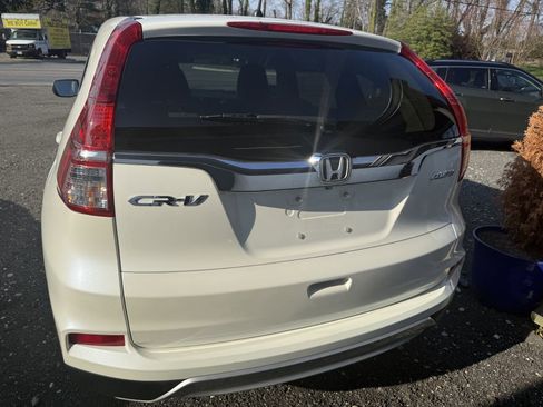 Used 2015 Honda CR-V EX image 3
