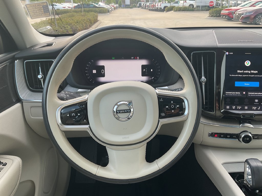 Used 2024 Volvo XC60 B5 Plus w/ Climate Package AWD/4WD image 24