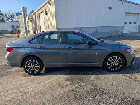 New 2026 Volkswagen Jetta Sport FWD image 3