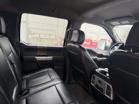 Used 2018 Ford F150 Lariat image 12