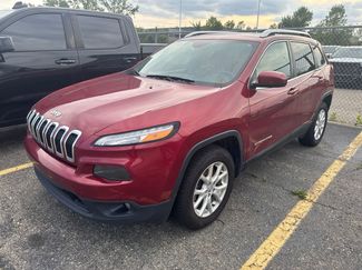 Used 2016 Jeep Cherokee Latitude w/ Cold Weather Group AWD/4WD video 2