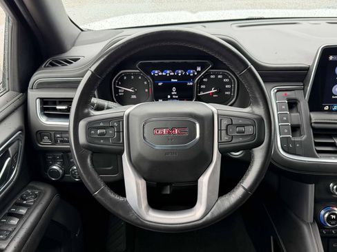Used 2021 GMC Yukon XL SLT AWD/4WD image 34
