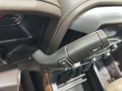 Used 2018 GMC Sierra 1500 SLT image 15