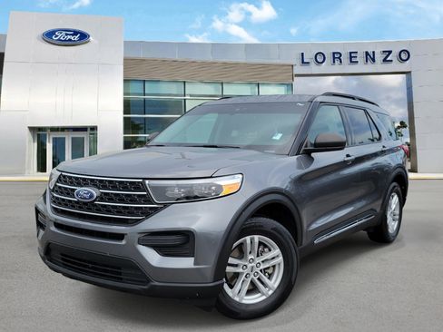Certified 2024 Ford Explorer XLT RWD image 1