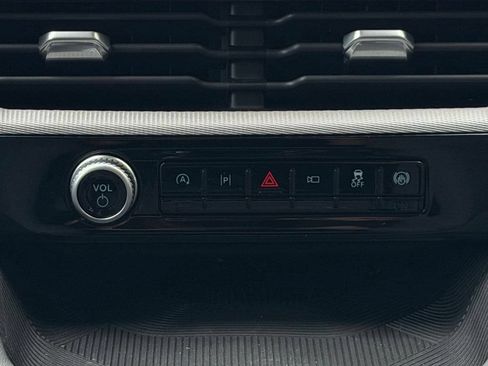 New 2026 Ford Explorer Active RWD image 17