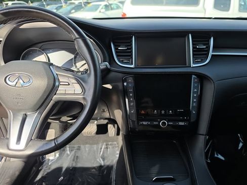 Used 2019 INFINITI QX50 Essential w/ Proactive Package AWD/4WD image 17