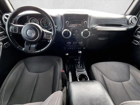 Used 2015 Jeep Wrangler Sahara w/ Connectivity Group image 16