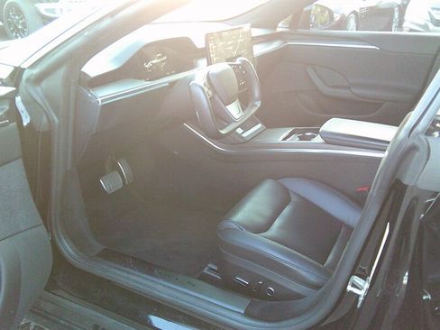 Used 2022 Tesla Model S AWD/4WD image 11