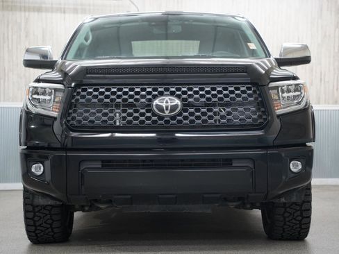 Used 2020 Toyota Tundra Platinum image 3