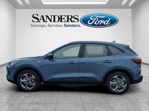 New 2026 Ford Escape ST-Line w/ Tech Pack #1 image 3