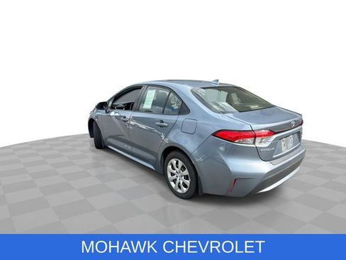 Used 2020 Toyota Corolla LE FWD image 6