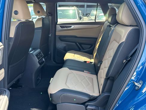 New 2026 Volkswagen Atlas Cross Sport SE AWD/4WD image 27