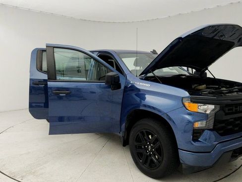 Used 2024 Chevrolet Silverado 1500 Custom RWD image 10
