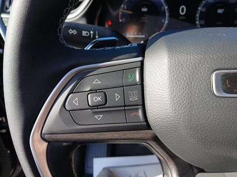 New 2025 Jeep Grand Cherokee Limited image 32