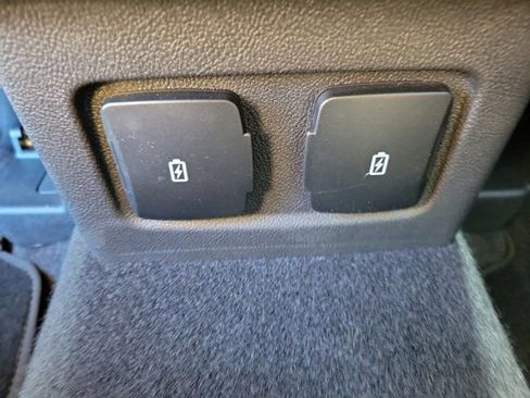 Certified 2025 Lincoln Corsair FWD w/ Equipment Group 101A image 16