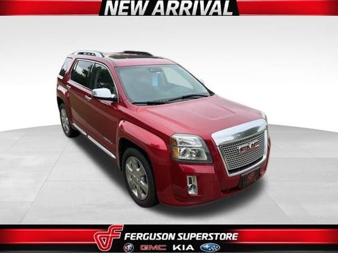 Used 2015 GMC Terrain Denali FWD image 1