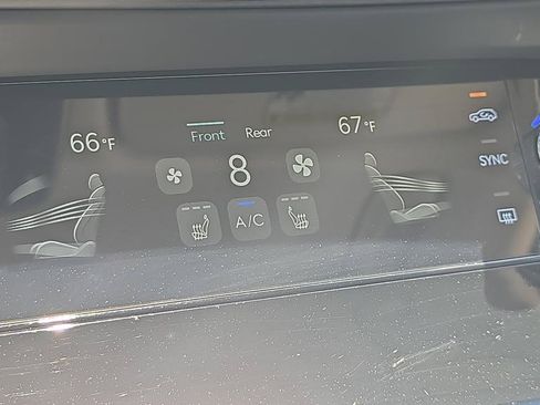 New 2026 Genesis GV70 2.5T AWD/4WD image 24