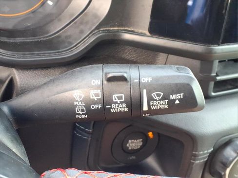 Used 2024 Jeep Wrangler Unlimited Rubicon AWD/4WD image 30