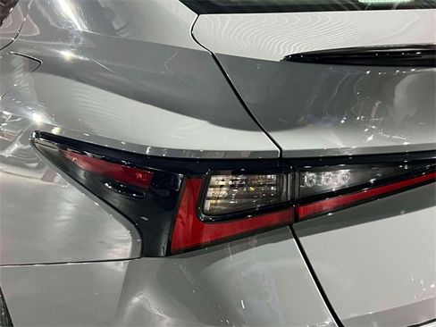 Used 2025 Lexus IS 350 F Sport image 15