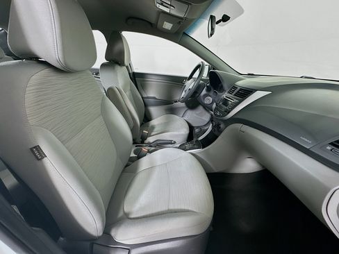 Used 2016 Hyundai Accent SE FWD image 28