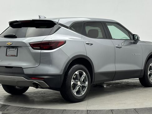 Used 2023 Chevrolet Blazer LT image 7