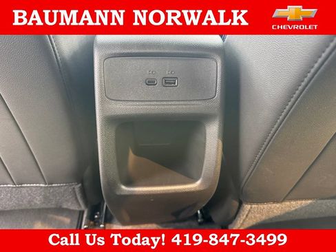 Used 2024 Buick Envista Sport Touring w/ Convenience I Package FWD image 38