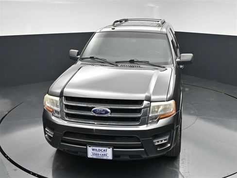 Used 2016 Ford Expedition XLT w/ Equipment Group 202A RWD image 20