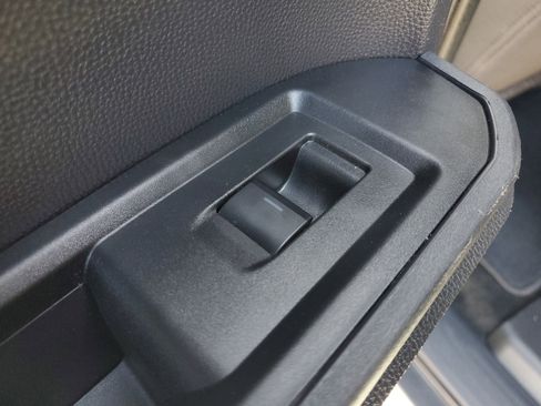 Used 2024 Toyota Tacoma SR5 w/ SR5 Upgrade Package image 14