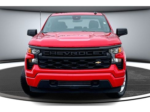 Used 2022 Chevrolet Silverado 1500 Custom image 4