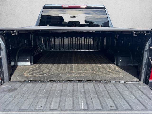 Used 2021 Chevrolet Silverado 1500 RST RWD image 6